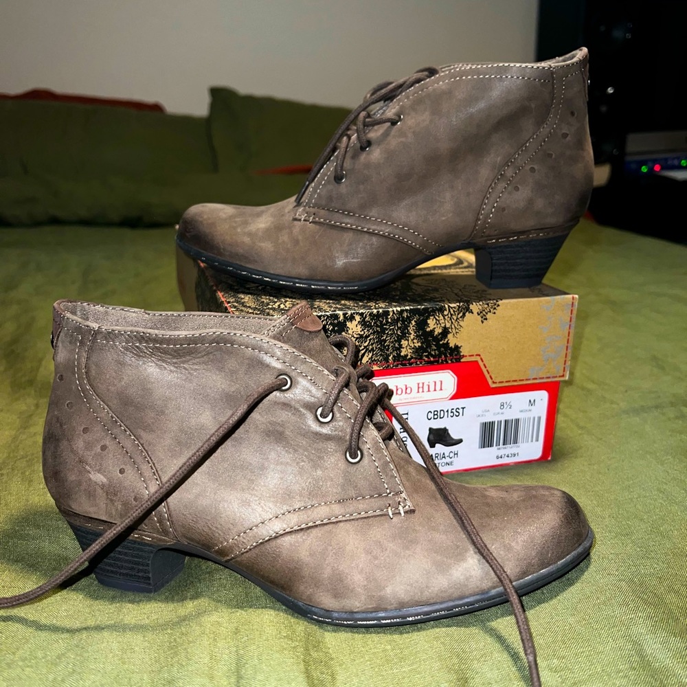 Cobb Hill Rockport Aria Booties 8.5 BNIB Vintage Retro Leather New Heels